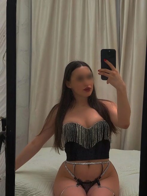 Приветик! 💋 Со мной ты можешь не торопиться, быть собой и медленно изучать моë тело. ❣️ Пышные губы, манящие изгибы, приятно пахнущие вол...