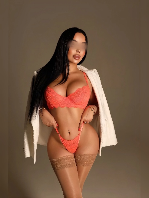 Привет, милый! 💋 мои формы как из самого горячего порно. Elite girl🔥 Молода , роскошна и очень сексуальна! Большая красивая грудь, узкая...