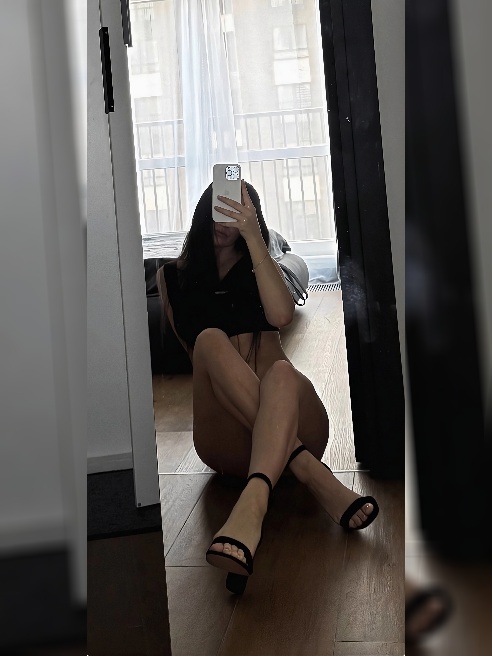 яркая, сексуальная, гибкая и абсолютно свободная от комплексов 💋

Люблю наслаждаться собой, флиртовать, сводить с ума каждым взглядом и д...
