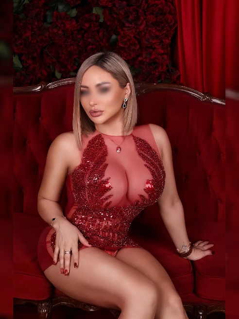 P.S. Очень радуюсь цветочкам и ягодам.😍😇



Желанные мои мужчины, буду благодарна за отзывы после посещения. В подарочек мои фото и видео🔞🔥