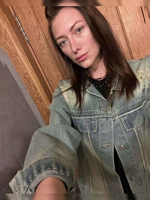 Здравствуй, мой желанный мужчина! 🥰🥰🥰

Я – истинное воплощение чувственности и манящего желания. 💖 Каждый мой изгиб зовет к себе, а шаг –...