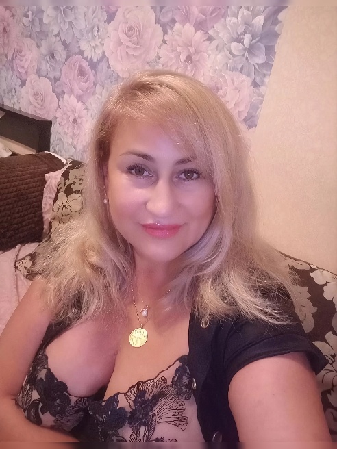 Люблю порядочных мужчин и секс,позитивна,добра,умна,взаимна,расслаблю на все 100% В нетрезвом состоянии не принимаю,м.Некрасовка ближайше...