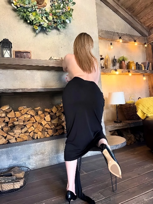 💋Натуральная блондинка, и в душе тоже! Меня зовут Виктория, познакомимся поближе, а лучше очень, очень близко! Страстно! Горячо! И очень...