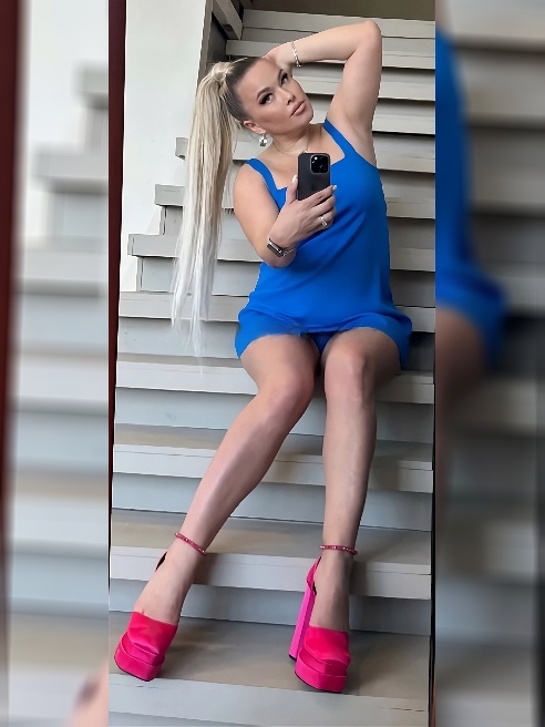 Люблю, когда всё по-настоящему: твоё тяжёлое дыхание, мои настоящие стоны, дрожь в твоих руках, когда я беру тебя в рот.

🍌 Минет у меня...