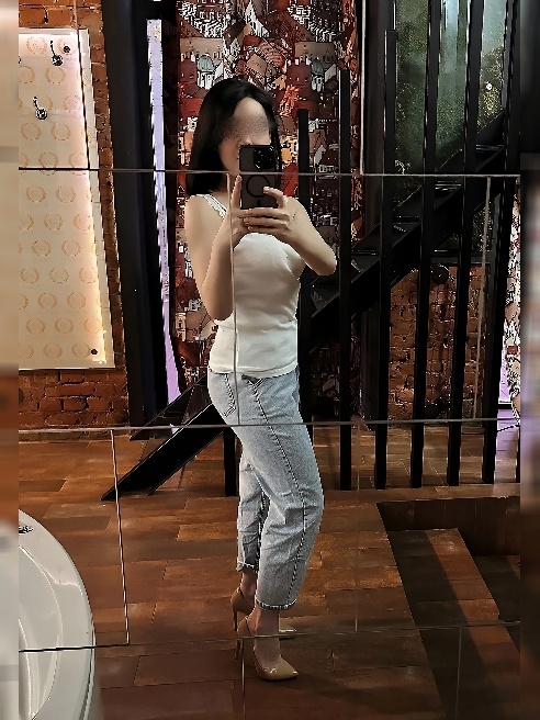 Я — Аня, шикарная женщина, которая точно знает, как доставить тебе максимум удовольствия. Я люблю секс, обожаю ласки и особенно минет — г...