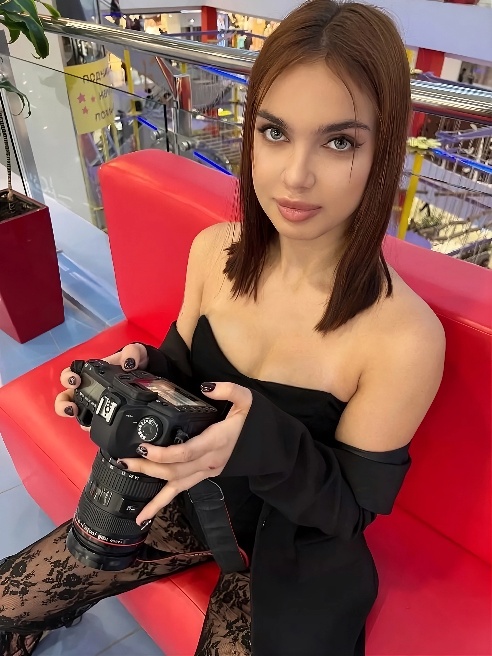 Совсем юная ,но уже многое умею 😋 💋

Живу одна ,в апартаментах класса vip🤩

Очень жду нашей встречи !🥰

Уже мокренькая,приезжай скорее !...