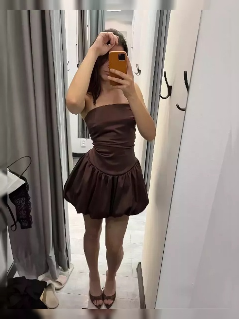 Испытай настоящий экстаз с нежной и развратной девочкой😉❤

В общении я открыта, веселая и немного кокетливая — всегда готова поделиться у...