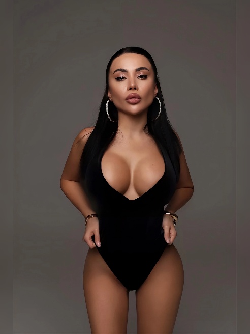 КРИСТИНА ЛЕКСИ 😋 MISS MOSCOW BEAUTY 2025, ТЕЛЕВЕДУЩАЯ, ПЕВИЦА, МОДЕЛЬ, БЛОГЕР 🔝С ШИКАРНОЙ НАКАЧЕННОЙ ПОПОЙ И БОЛЬШОЙ СТОЯЧЕЙ ГРУДЬЮ 🔥БРАЗ...