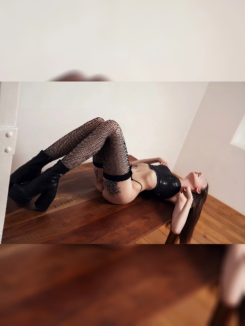 Привет, мой дорогой 💕♥️ Меня зовут Линфея я такая же необычная девушка как и мое имя😍

Готов к удовольствию?? Звони/пиши 📱🤗