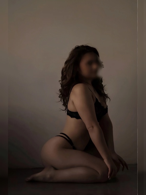 Яркая, красивая, очень чувственная и ухоженная 💦  💋Со мной гарантирован хороший отдых. Помогу расслабиться и забыть о проблемах 💯...