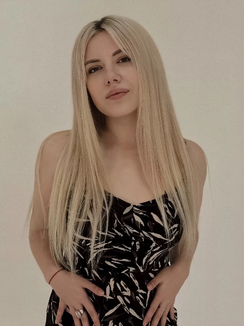 Светлый ангелочек из твоих снов🥰



Привет💋

Меня зовут Анна, я очень люблю формат GFE, и придя ко мне, ты проведешь время с очень нежной...