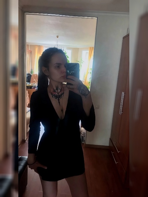 Каждое моё слово — это искра, что заставляет твоё тело гореть 🔥 Ты не можешь устоять перед этим жаром, а я не могу остановиться, пока не...