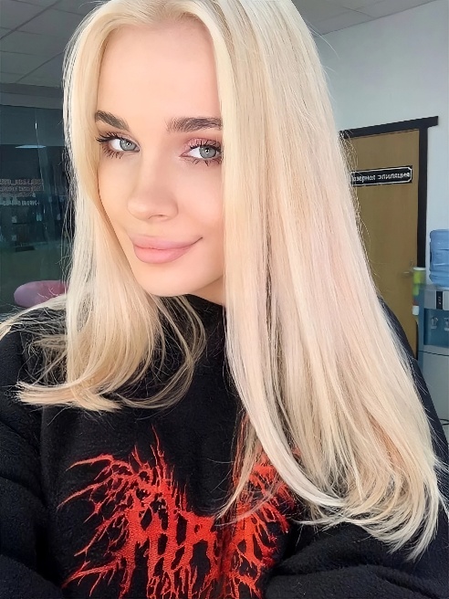 Мен зовут Лера , Эталон женственности и грации...💋 А моя естественная красота тебя поразит....😍