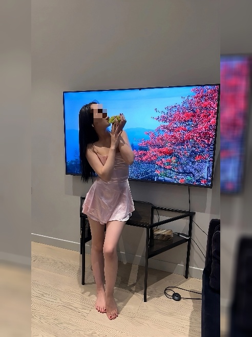 У меня всегда чистые постельное белье😍 свежие полотенца🥰 одноразовые тапочки😎 слежу за гигиеной😎 здоровье и чистотой в квартире😎
