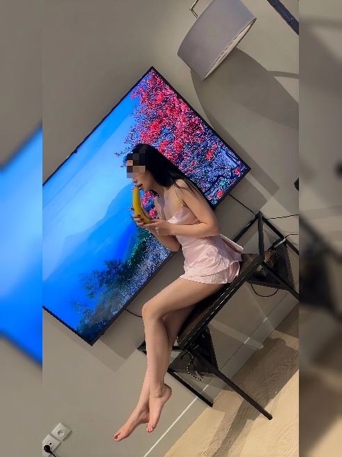 У меня всегда чистые постельное белье😍 свежие полотенца🥰 одноразовые тапочки😎 слежу за гигиеной😎 здоровье и чистотой в квартире😎