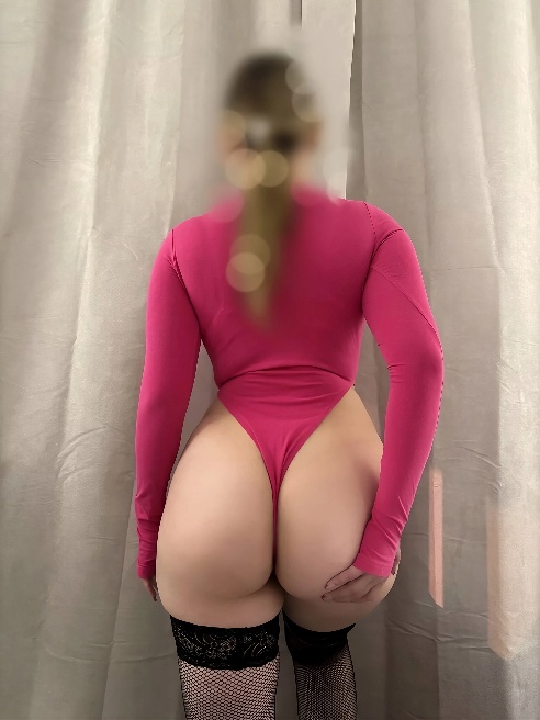 Анальный секс со жгучей красоткой🥰



Меня зовут Дана. Я очень гостеприимная и душевная девушка с пухлыми губками💋.Обожаю встречи в форма...