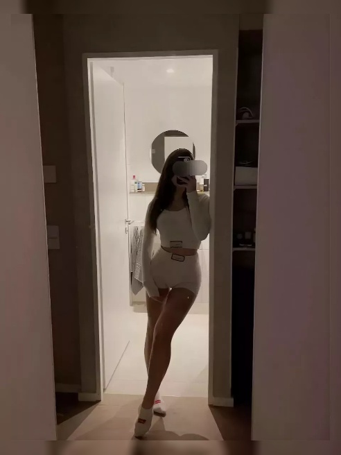 🌸🌸🌸 жду тебя в гости или приеду сама . есть подруги. знаю как доставить тебе максимум удовольствия,разнообразить вечер, поддержать компан...