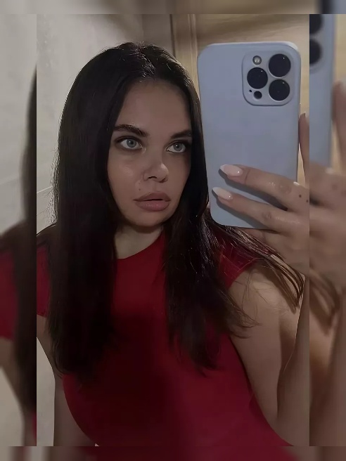 🍒 Ухоженная, приятная, интеллигентная, нежная с натуральной грудью пятого размера 

Встречаюсь индивидуально с воспитанными и щедрыми муж...