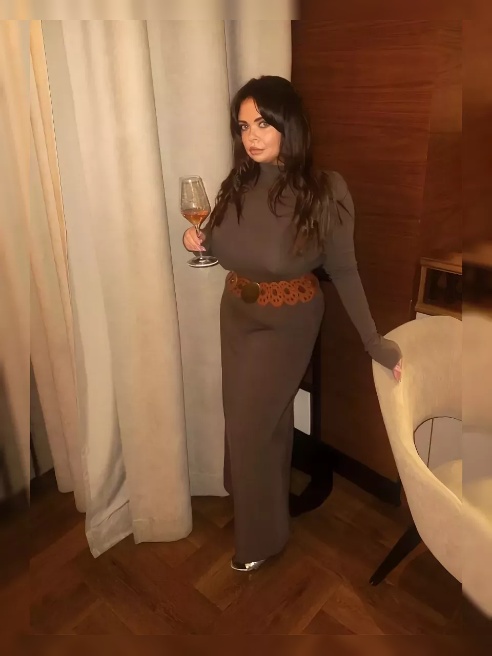 🍒 Ухоженная, приятная, интеллигентная, нежная с натуральной грудью пятого размера 

Встречаюсь индивидуально с воспитанными и щедрыми муж...