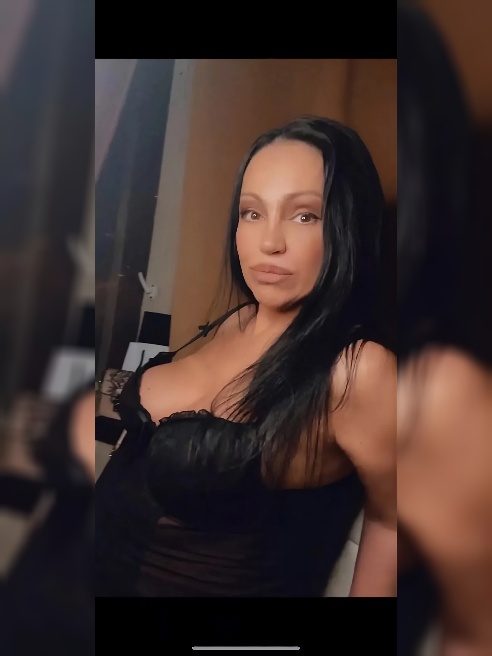Темпераментная, красивая, сексуальная, раскрепошенная.. Что ещё нужно для хорошего отдыха? Фото 100% мои.
			
				var txtTop = document.g...