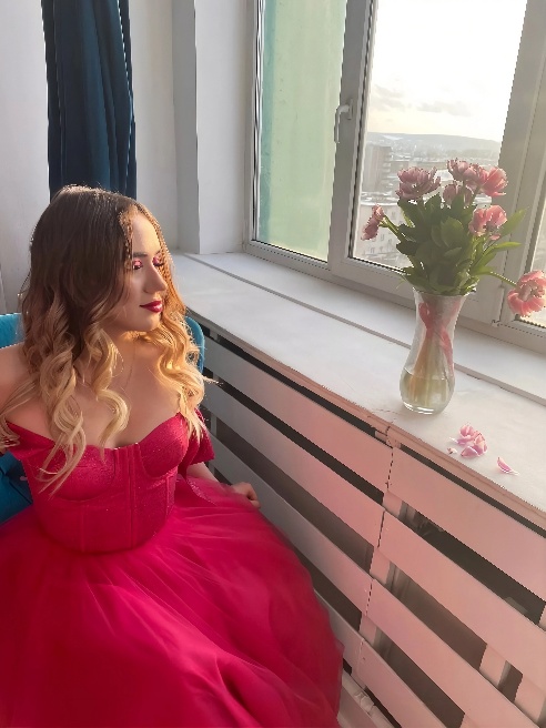 Жду тебя ♥ 89932560439 @vikacherrry ♥

Все встречи строго конфиденциальны♥

Всегда слежу за своим телом, хожу на фитнес и веду здоровый о...
