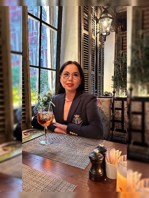 РОСКОШНАЯ, ЯРКАЯ LADY !

БУДУ РАДА НОВЫМ ЗНАКОМСТВАМ И ВСТРЕЧАМ. ЛЮБЛЮ ПУТЕШЕСТВОВАТЬ, ПОБЫВАЛА ВО МНОГИХ СТРАНАХ. МОГУ СОПРОВОДИТЬ ВАС В...