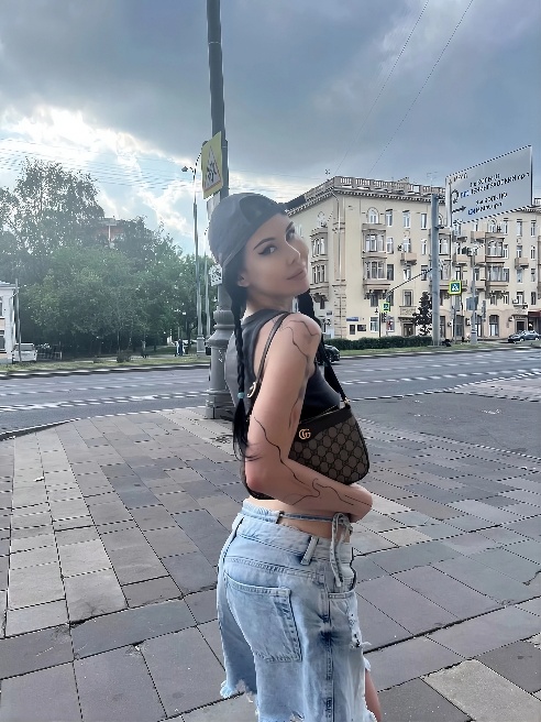 Есть сочные горячие видео)Люблю взрослых мужчин, и глубоко сосать ❤КОРОЛЕВА ФИСТИНГА, И Горлового 
