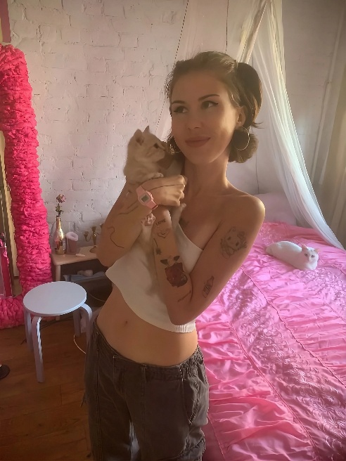 Есть сочные горячие видео)Люблю взрослых мужчин, и глубоко сосать ❤КОРОЛЕВА ФИСТИНГА, И Горлового 