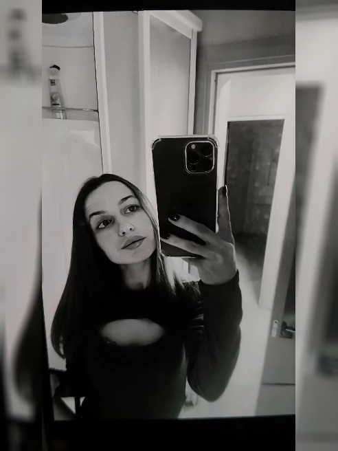 Я — воплощение тайного желания и сладкого соблазна 🔥💋 Со мной легко забыть о стеснении и позволить фантазиям выйти наружу 😏✨ Люблю флирт,...
