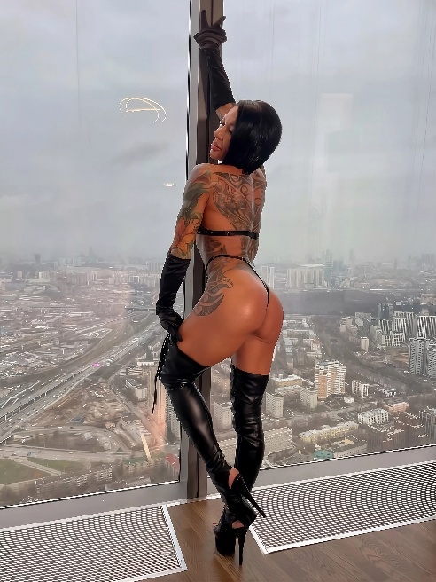 💦😋ВСЕ ВКЛЮЧЕНО😋💦В ЧАСИК ВХОДИТ МНОГО ДОПОВ,ВКЛЮЧАЯ СТРАПОН👄



Не сдерживай себя, когда желанья

Соединят нас ночью или днем.

И пусть вс...