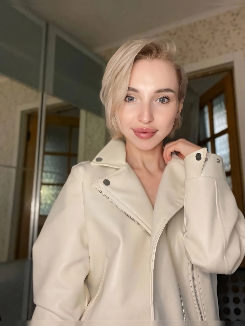 Студенточка без трусиков 💖Стройняшка с пухлыми губками,подтянутой фигуркой и шаловливым нравом🐈 Люблю экспериментировать и флирт





Изв...
