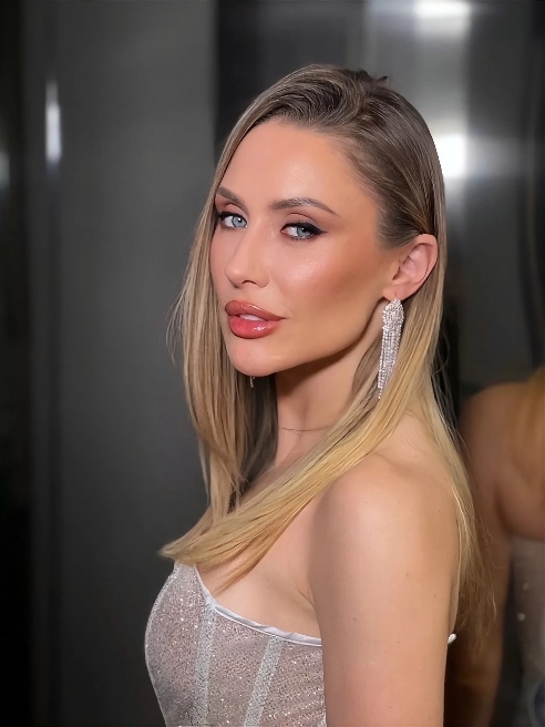 РАБОТАЮ В МОСКВЕ ДО 28 февраля 2026

  Минет уровня Lamborghini🍌💦💦💦



Я — модель, участница популярных ТВ-проектов, шоу и сериалов. Обож...