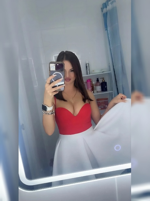 У тебя была когда-нибудь фантазия трахнуть милфочку? 🥰💘  Я здесь😍🌶 маленькая красотка очень ждёт тебя в гости, чтобы отсосать твой член,...