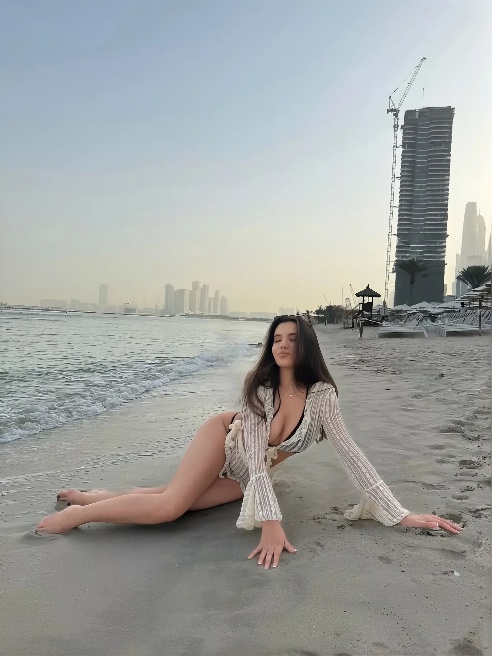 Привет, меня зовут Карина ! 🎀
Милая, очень нежная и ласковая девушка!
Ухоженная 🩷
Принимаю у себя Ⓜ Римская
Готова встретиться с 13... Привет, меня зовут Карина ! 🎀
Милая, очень нежная и ласковая девушка!
Ухоженная 🩷
Принимаю у себя Ⓜ Римская
Готова встретиться с 13...