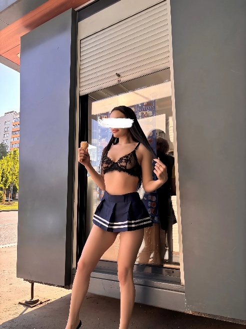 Студенточка на грани отчисления 🆘🛟да и будь что будет 🙏🔥



Как и многие девочки приехала покорять Москву,но что -то пошло явно не по пла...