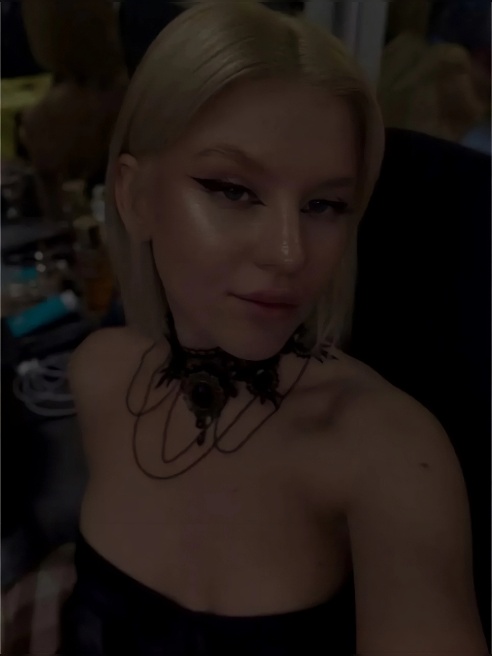 Я — воплощение тайного желания и сладкого соблазна 🔥💋 Со мной легко забыть о стеснении и позволить фантазиям выйти наружу 😏✨ Люблю флирт,...