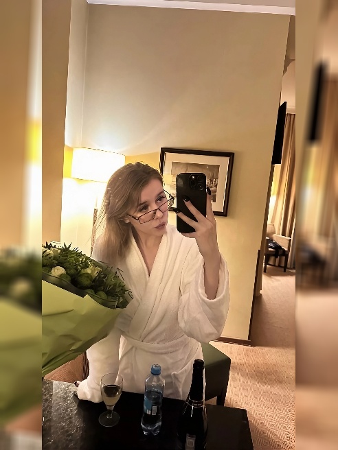 Меня зовут Элли💅



Во мне сочетаются юная женственность и озорная игривость)))

Люблю отдаваться процессу)))



Жду нашей встречи❤