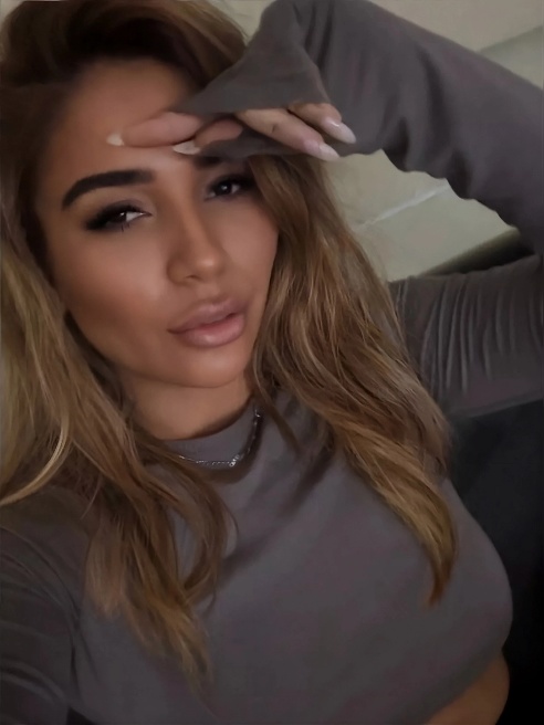 Приходи за новыми эмоциями 🤩🤩🤩 и приятным общением
Секс со мной самое лучшее , чем ты можешь побаловать себя любимого .
Я очень чувст... Приходи за новыми эмоциями 🤩🤩🤩 и приятным общением
Секс со мной самое лучшее , чем ты можешь побаловать себя любимого .
Я очень чувст...