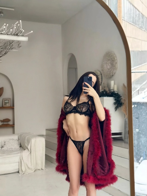 Мои объятия зовут тебя, как самое заветное обещание 💌
🍌 Буду рада если сегодня заедешь ко мне в гости)
Мои объятия зовут тебя, как самое заветное обещание 💌
🍌 Буду рада если сегодня заедешь ко мне в гости)