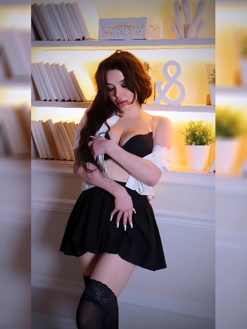Готов проверить свою выдержку? 😏





Привет! Я Валерия. Мне 24, и во мне хватит огня, чтобы согреть тебя даже в самый холодный вечер. 🔥❤...