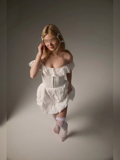 Обладательница сексуальных губ💋 и очень нежной узенькой дырочки ❤.
Обниму, согрею, приласкаю и страстно отдамся тебе. На фото я 💯, не... Обладательница сексуальных губ💋 и очень нежной узенькой дырочки ❤.
Обниму, согрею, приласкаю и страстно отдамся тебе. На фото я 💯, не...