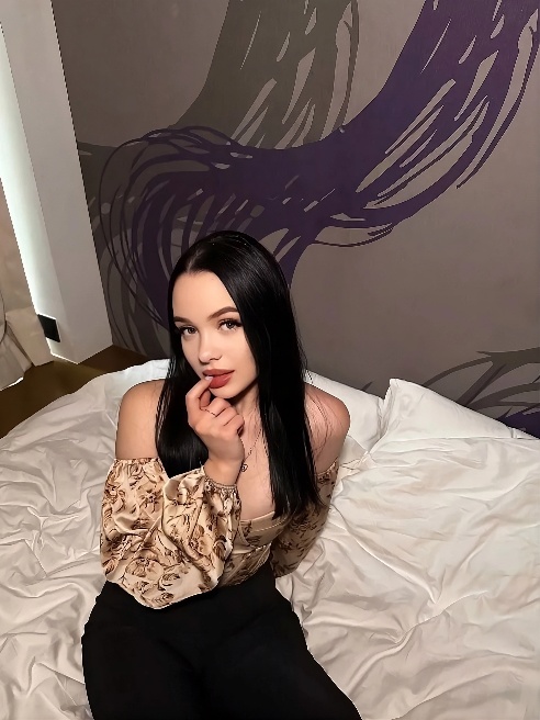 Моя маленькая нежная писечка просит секса 🥹🩷

Я обожаю горячий трах 😍🥰 Хочу оседлать твой член и скакать пока мы не кончим одновременно 😏😍😎