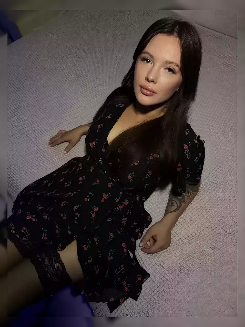 Обладательница милейшего личика 🤭Сладкая девочка, которая поразит тебя своей улыбкой и добротой, любовью и искренностью❤❤rnСочная попка,б...
