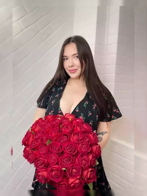 Обладательница милейшего личика 🤭Сладкая девочка, которая поразит тебя своей улыбкой и добротой, любовью и искренностью❤❤rnСочная попка,б...