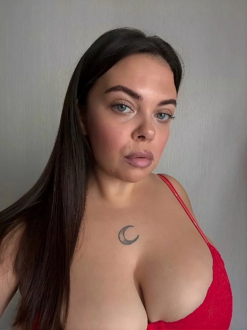 🍒 Ухоженная, приятная, интеллигентная, нежная с натуральной грудью пятого размера 

Встречаюсь индивидуально с воспитанными и щедрыми муж...