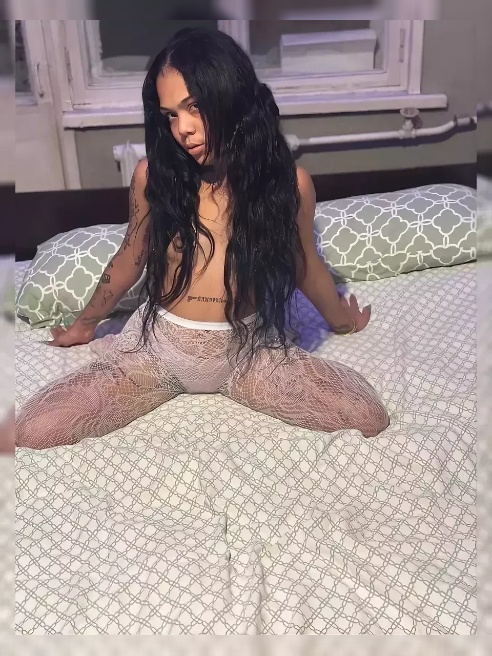 💝Привлекательная молодая кубинка, 💋обладаю навыками орального удовольствия и умею прекрасно садиться на твой твердый член.🍌

Я знаю, как...