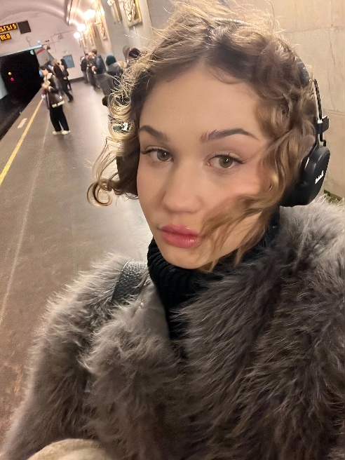 Легка на подъем и открыта к общению😍Со мной ты не почувствуешь напряжения или скованности💋 Все проходит в формате GFE🥰
Легка на подъем и открыта к общению😍Со мной ты не почувствуешь напряжения или скованности💋 Все проходит в формате GFE🥰