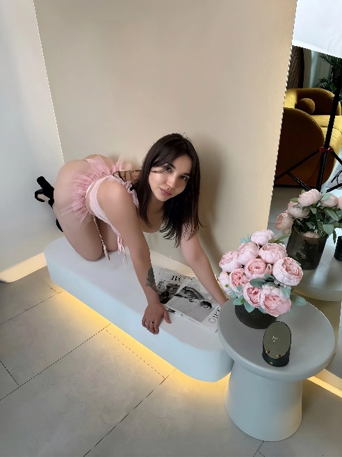 Для ценителей GFE встреч💋

Молодая, сочная и очень горячая🫶

Идеальный сервис: уютная квартира, мини-бар, все одноразовые принадлежности☀...