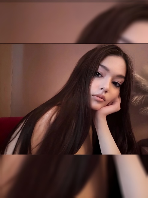 Нежная и ласковая , с красивой фигурой , жду в гости , живу одна ☺🥰
