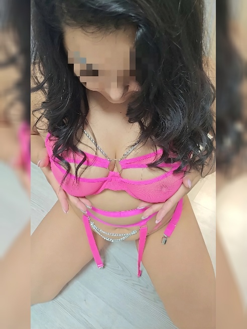 Молоденькая фея💋 встретит своего гостя в нижнем белье и поможет 💦 расслабиться в интимной обстановке Молоденькая фея💋 встретит своего гостя в нижнем белье и поможет 💦 расслабиться в интимной обстановке